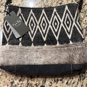 MYRA Shoulder Bag 👜